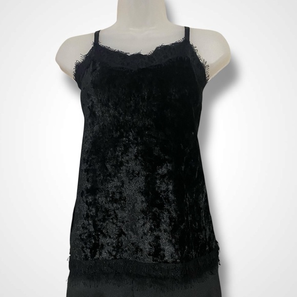 Retro Black Top - Picture 2 of 2